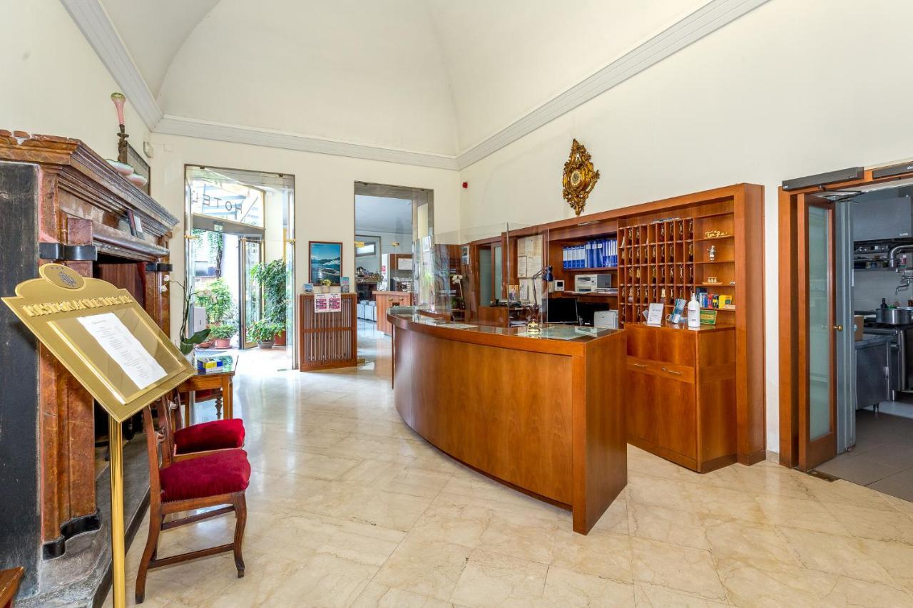 Hotel Tre Re Como Kültér fotó