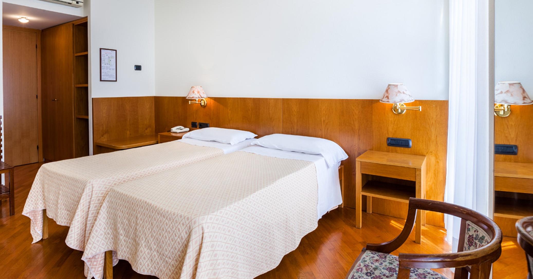 Hotel Tre Re Como Kültér fotó