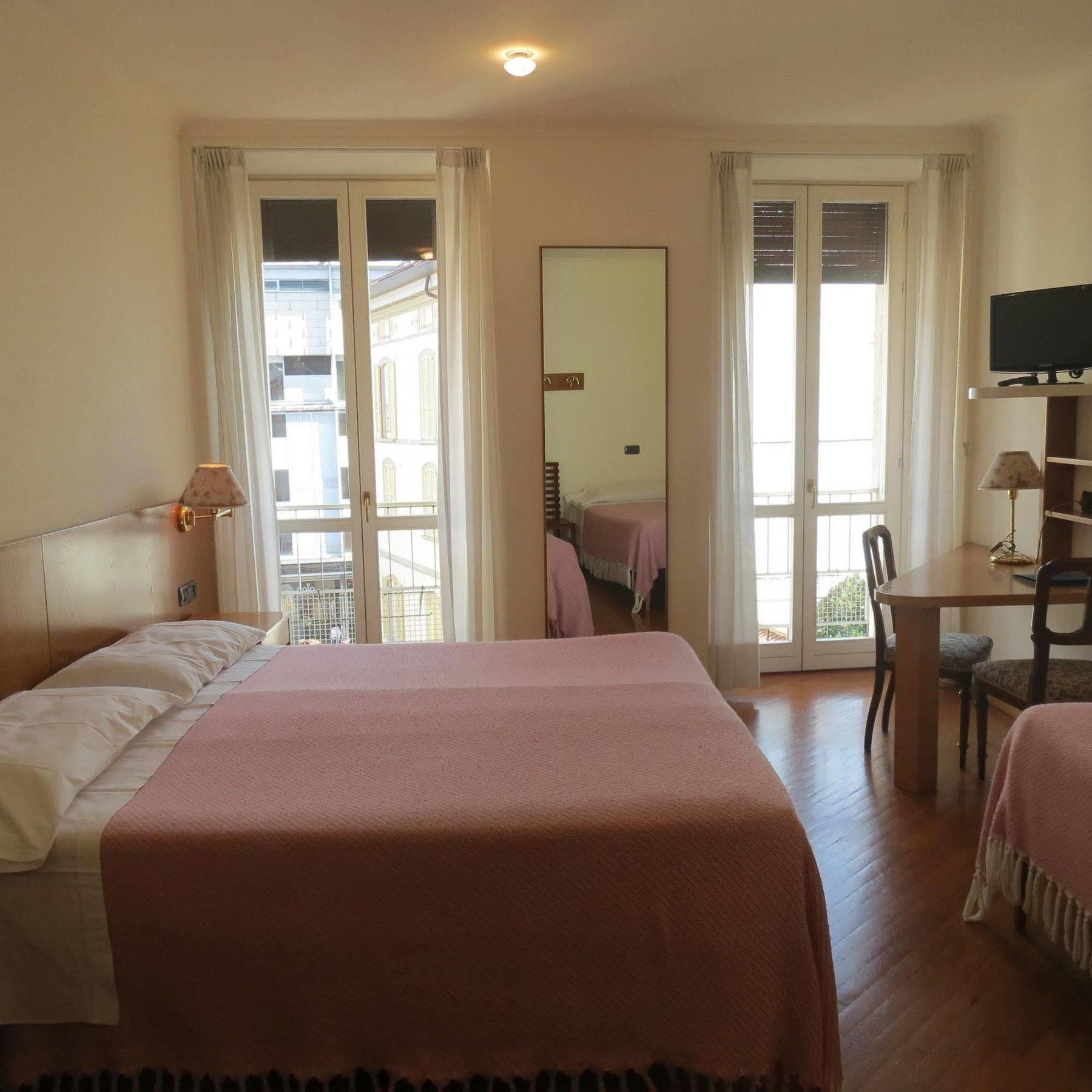 Hotel Tre Re Como Kültér fotó